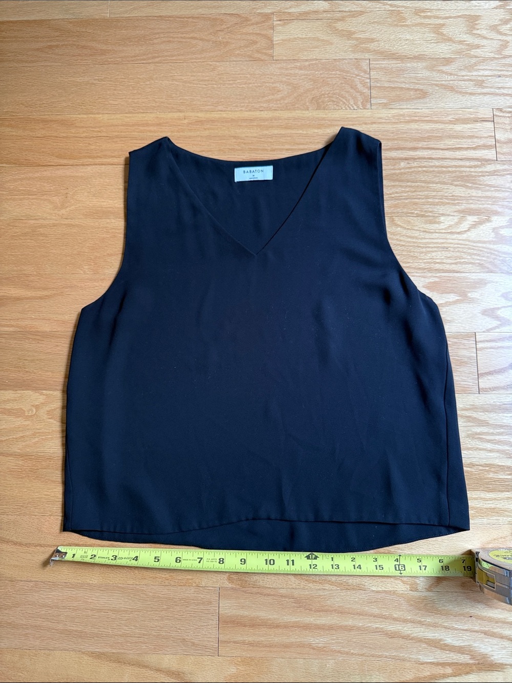 Babaton Black V-Neck Sleeveless Shell Top